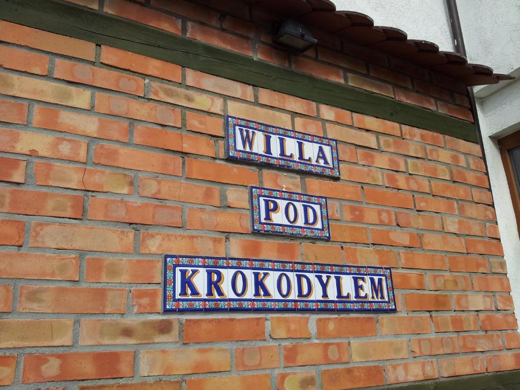 Willa Pod Krokodylem ウェバ エクステリア 写真